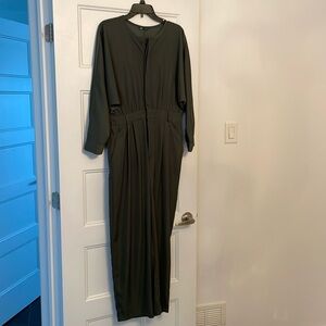 Zara jumpsuit in olive color size L  polyester